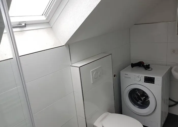 Dachwohnung Eyb Mit 3 Schlafzimmern Apartament
