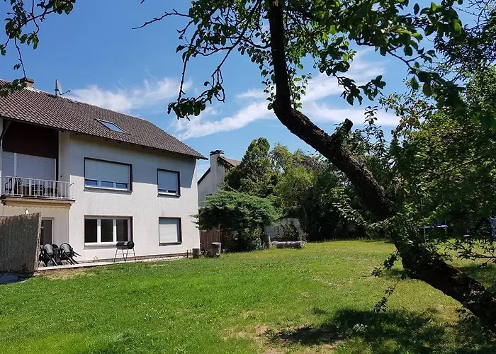 Dachwohnung Eyb Mit 3 Schlafzimmern Apartmán Ansbach